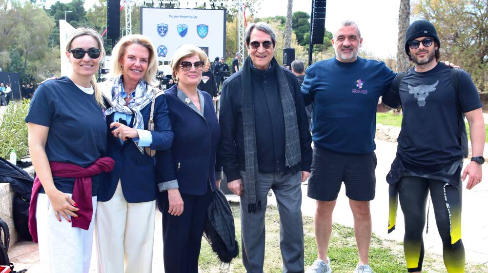 Μελέτη - Μαροσούλης: Βρέθηκαν δίπλα στα παιδιά που δίνουν μάχη με τον καρκίνο [εικόνες]