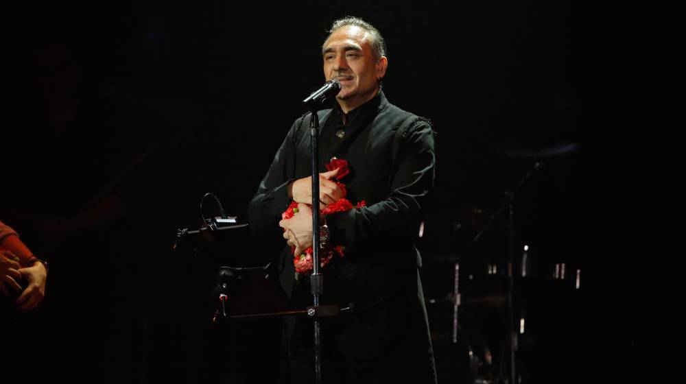 Ο λόγος που ο Νότης Σφακιανάκης θα απουσιάζει από την κηδεία της αδερφής του