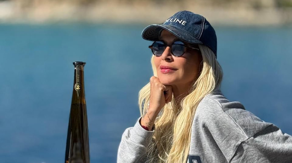 Το headpiece της Άννας Βίσση στην Ibiza είναι η πιο cool τάση για φέτος