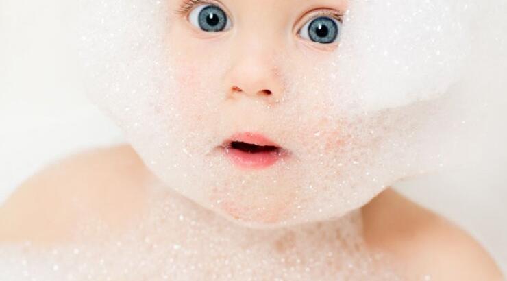 10 συν 1 τρόποι για να γίνει το μπάνιο του… παιχνίδι!