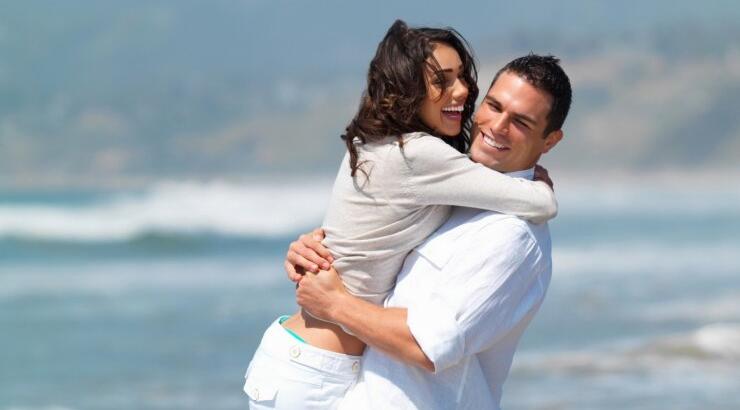 Σχέσεις: Ο άντρας πρέπει να είναι μεγαλύτερος από τη γυναίκα; 