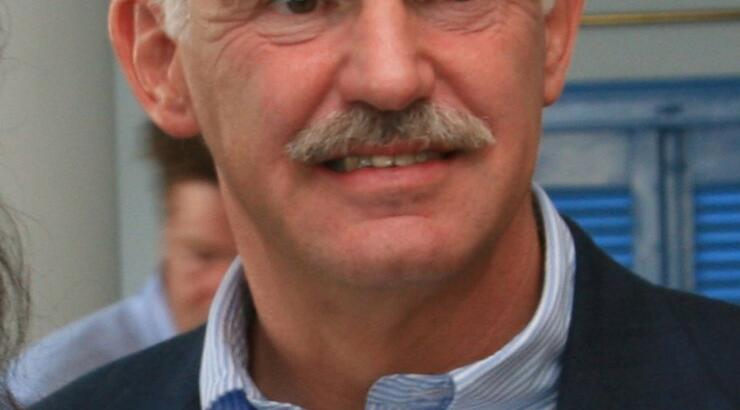 Παπανδρέου: Μουδιασμένος στον αρραβώνα του γιού του