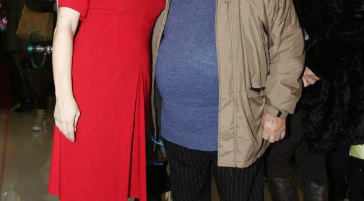 Η πρώτη εμφάνιση επώνυμης Ελληνίδας με φουσκωμένη κοιλίτσα!