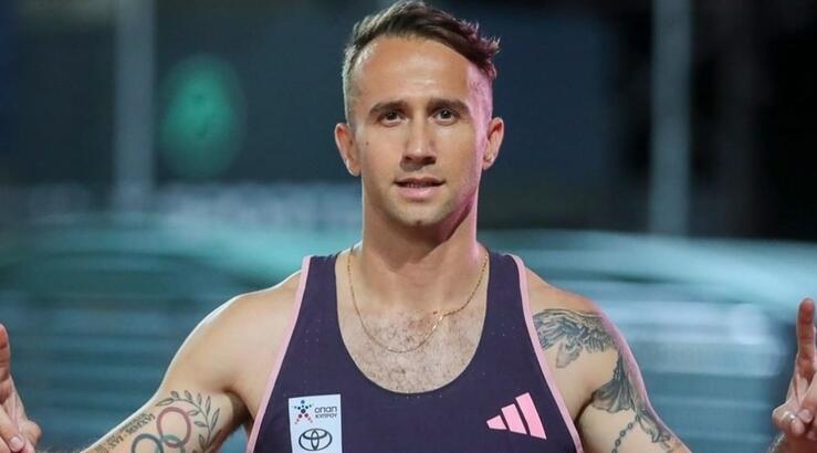 Milan Trajkovic: Δημοσίευσε το πρώτο τρυφερό στιγμιότυπο αγκαλιά με τη νεογέννητη κόρη του [εικόνα]