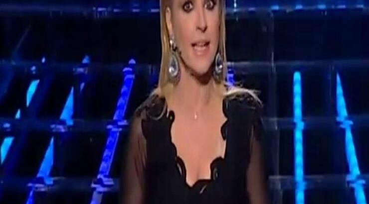 Μαρία Μπεκατώρου: Μάθετε ποιου Κύπριου σχεδιαστή φόρεσε δημιουργία