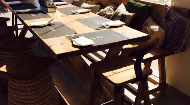 La Isla Seafood Restaurant