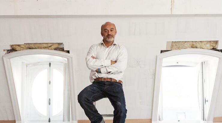 Christian Louboutin: Πότε σχεδίασε το πρώτο του ζευγάρι παπούτσια, τι σημαίνει η κόκκινη σόλα;