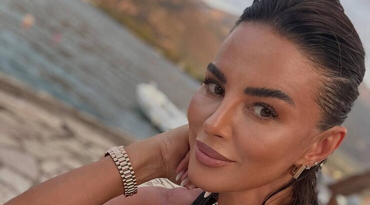 Ramona Filip: Επιλέγει το απροσδόκητο color trend του χειμώνα