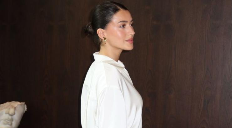 Το TikTok trend για τη δημιουργία μακιγιάζ μόνο με ένα μολύβι χειλιών