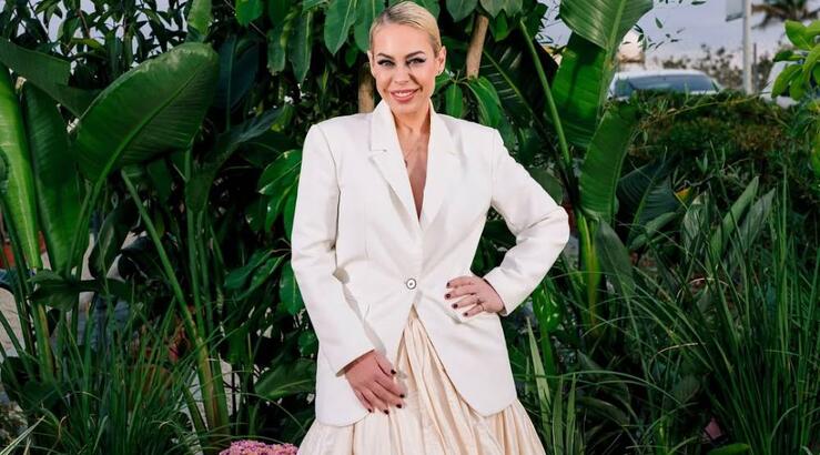 Τα looks των Κύπριων fashionistas που σε εμπνέουν για τα βραδινά σύνολα του φθινοπώρου