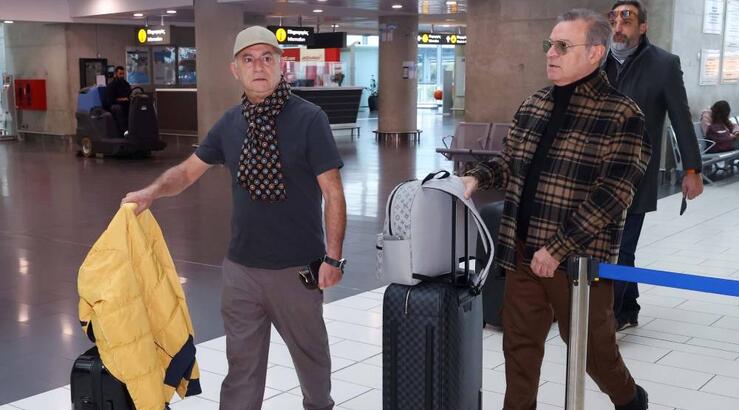 Αβέρωφ Νεοφύτου – Πρόδρομος Πετρίδης: Με casual looks στο αεροδρόμιο 