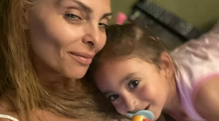 Η Έλια Ιωαννίδου για την κόρη της: «Το να σε μεγαλώνω είναι η πιο όμορφη περίοδος της ζωής μου»