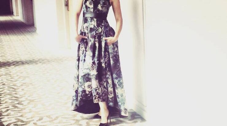 Βίβιαν Κανάρη: Δείτε την στην πισίνα με μπικίνι και το σκύλο της