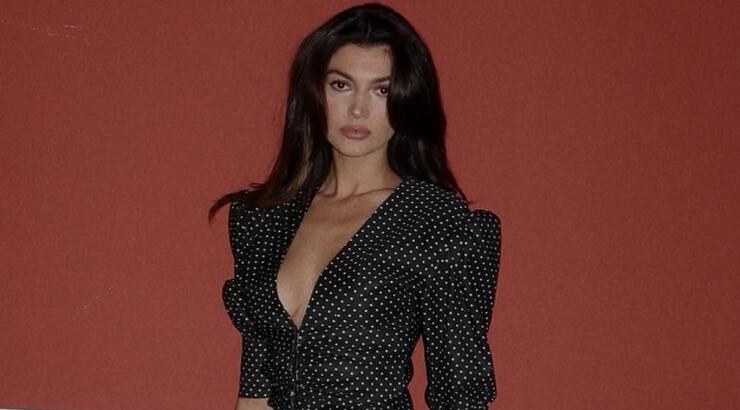 Κέισι Μίζιου: Με την τέλεια απόχρωση για το χειμερινό μανικιούρ μας