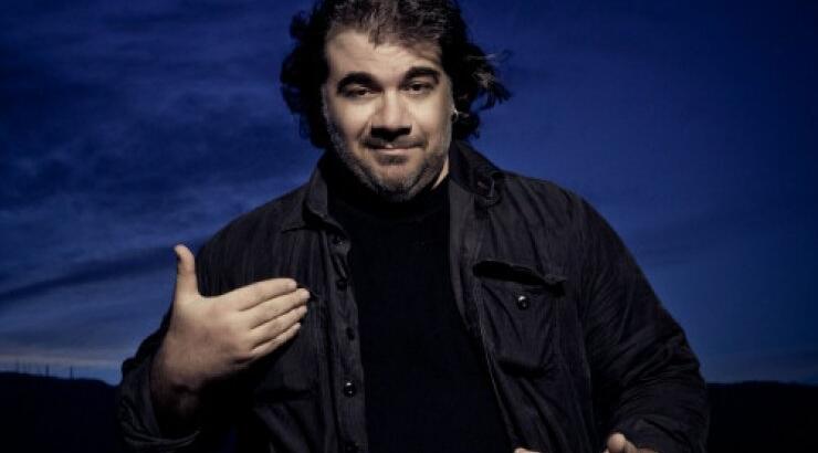 Δημήτρης Σταρόβας: "Βλέπω μοντέλα και μου έρχεται να τους πετάξω τυρόπιτες να φάνε"