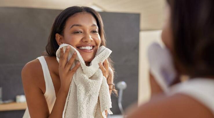 Η καθημερινή ρουτίνα που χαρίζει νεανικό δέρμα