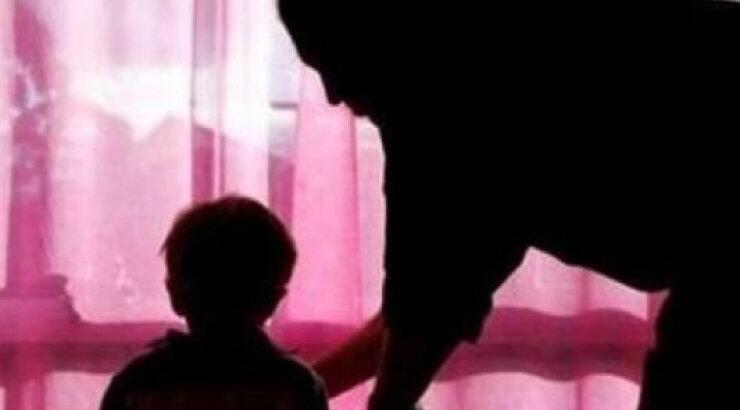  Πώς θα αναγνωρίσετε έναν παιδόφιλο 