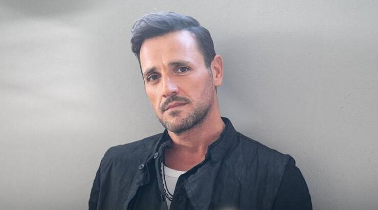 Νίκος Βέρτης: Στο δικαστήριο ο τραγουδιστής – Απολογείται για ψευδορκία