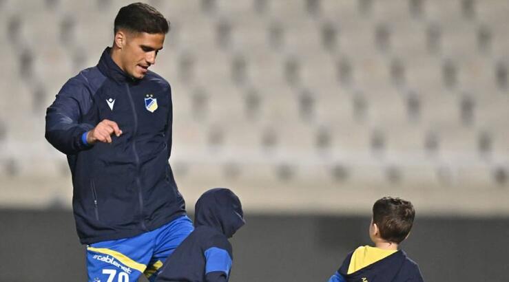 Πιέρος Σωτηρίου: Με τους γιους του στην προπόνηση [εικόνες]