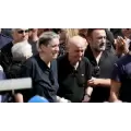 Μαζωνάκης: Συντετριμμένη η αδερφή του Μαρία μίλησε για τον θάνατο του [βίντεο]
