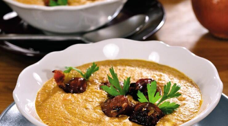 Φακές βελουτέ με χωριάτικο Κυπριακό λουκάνικο