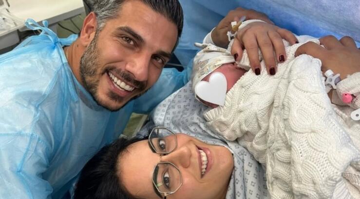 Χρήστου - Χατζηζαχαρία: Η πρώτη επαγγελματική φωτογράφηση του νεογέννητου γιου τους [εικόνα]