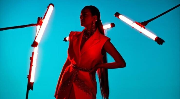 Ελληνίδα τραγουδίστρια: "Έχω σκεφτεί να τα παρατήσω.Έχουμε πολλά προβλήματα υγείας οι τραγουδιστές"