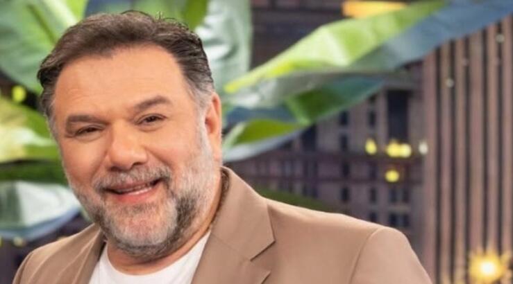 Γρηγόρης Αρναούτογλου για τον γιο του: "Προσπαθώ να μην τον ευνουχίζω σε κάποια πράγματα"