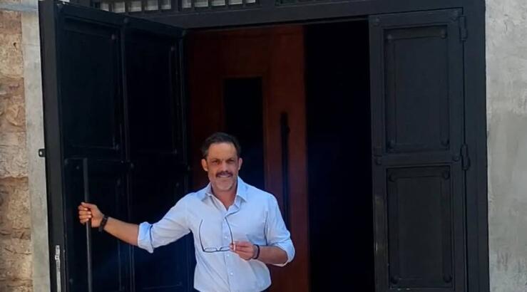 Χάρης Κκολός: Η δημόσια έκκληση για ηθοποιό που βρίσκεται διασωληνωμένος στο νοσοκομείο 