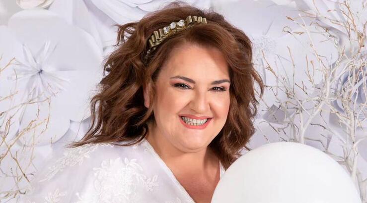 Σοφία Βογιατζάκη: «Γιατί να στεναχωρηθώ αν με πεις χοντρή. Αφού είμαι υπέρβαρη»