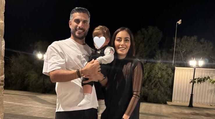 Άλκης Χρήστου - Δέσποινα Χατζηζαχαρία: Το στολίδι που ξεχωρίζει στο χριστουγεννιάτικο τους δέντρο [εικόνα]