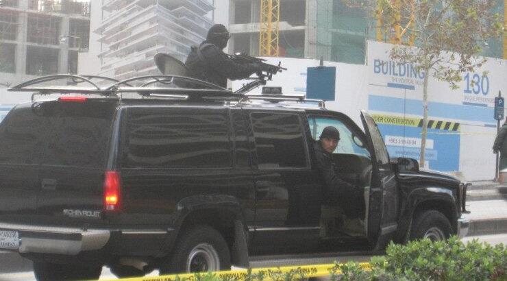 Κύπρια παρουσιάστρια στο Λίβανο μετά συνοδείας του στρατού