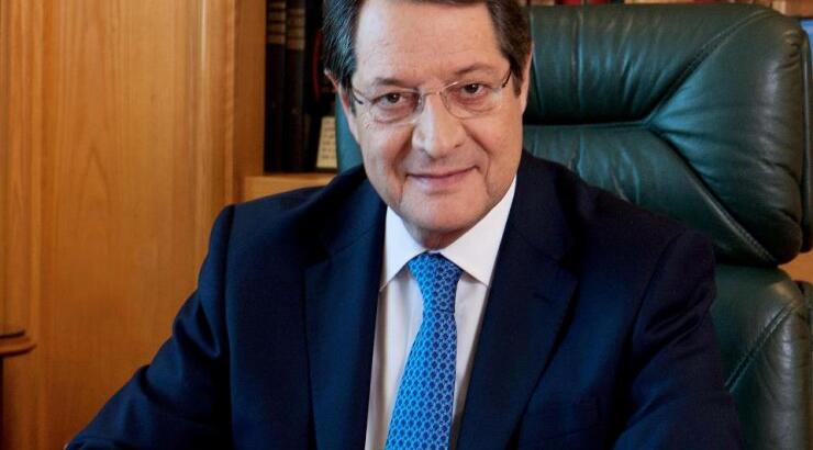 To post του Νίκου Αναστασιάδη για την ημέρα της γυναίκας