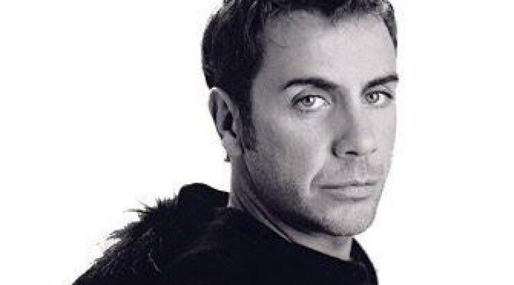  H απίστευτη αντίδραση του Μαζωνάκη για τα βεγγαλικά