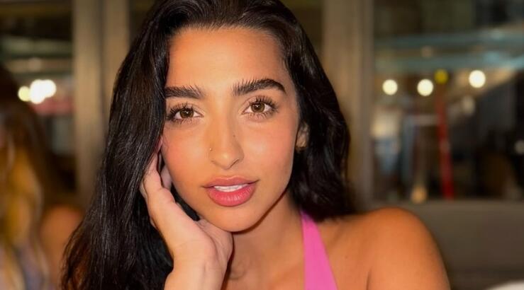 Αναστασία: "Πήγε τρεις φορές να με φιλήσει στο στόμα. Μου κόπηκαν τα πόδια"