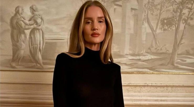 5 μινιμαλιστικά beauty looks για το moodboard του 2025