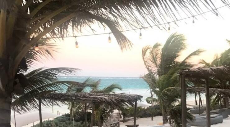 Επώνυμη Κύπρια γιορτάζει τα 30χρονα της σε ειδυλλιακό προορισμό!