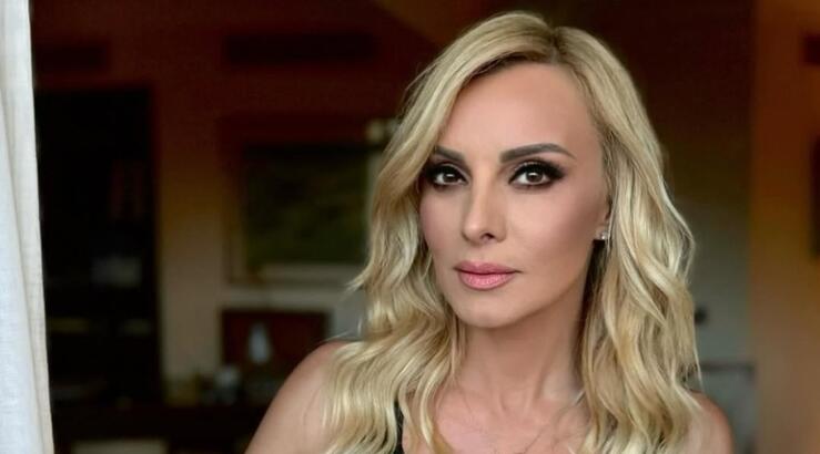 Πέγκυ Ζήνα για trap μουσική: "Θα έπρεπε να είναι απαγορευμένοι οι στίχοι αυτοί για τους ανήλικους"