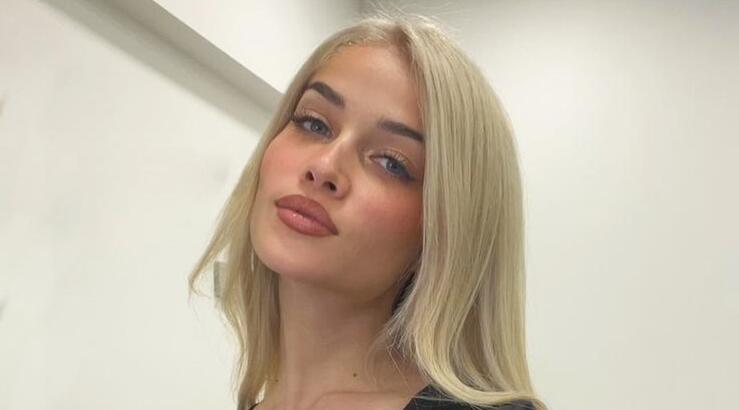 Στυλιάνα Αβερκίου: Μαζί με τη μητέρα της σε οίκο νυφικών - "Είναι δύσκολο να βρίσκεις νυφικό τελικά" [βίντεο]