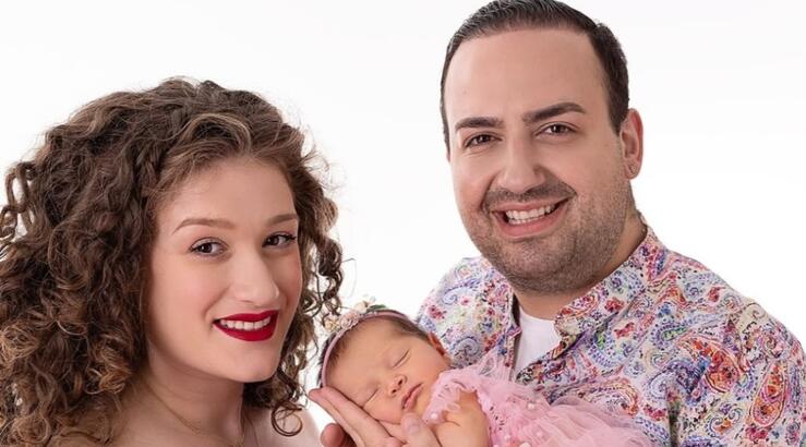 Μαυρίκιος - Ιλάειρα: Οι επαγγελματικές προτάσεις που δέχεται η 5 μηνών κόρη τους