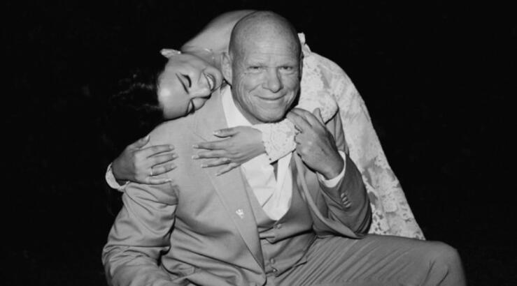 Eλπίδα - Τζώνης: Τα επίσημα νέα στιγμιότυπα από την ημέρα του γάμου τους που κυκλοφόρησαν [εικόνες]