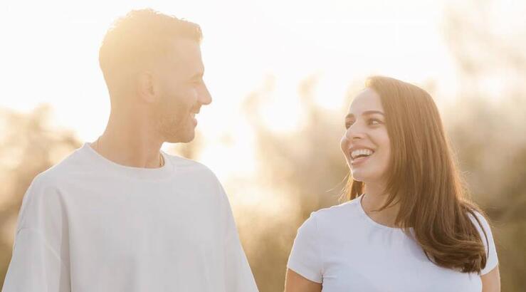 Χριστίνα Κυριάκου – Δημήτρης Παστελλά: Η βόλτα με τον γιο τους, Ντάνιελ [εικόνα]