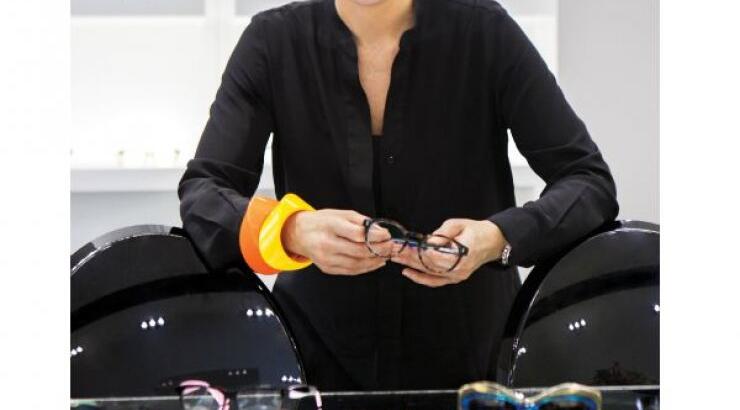 Ο Elie Saab σχεδιάζει γυαλιά ηλίου και οράσεως