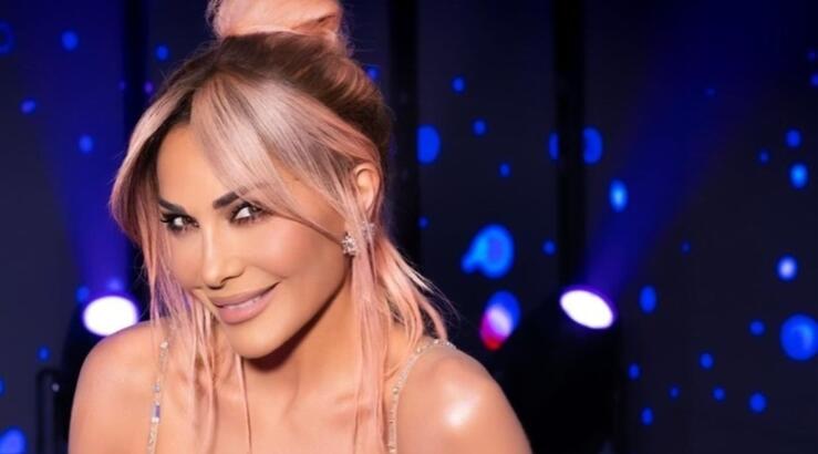 "Είμαι η Δέσποινα Βανδή και εννοείται πως θα κάνω τα μαλλιά μου όπως μου αρέσει" [βίντεο]