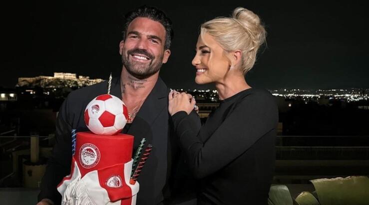 Ιωάννα Τούνη: Βρήκε σκουλαρίκι που δεν είναι δικό της στο αμάξι του Αλεξάνδρου - "Ποια μπήκε εδώ μέσα;"[βίντεο]