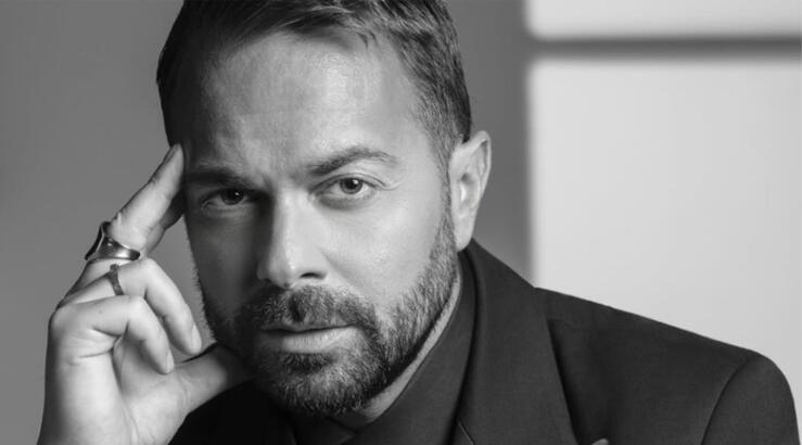 Ηλίας Βρεττός: Θύμα ξυλοδαρμού σε νυχτερινό μαγαζί στην Κύπρο - «Έγινε ένας χαμός» [βίντεο]