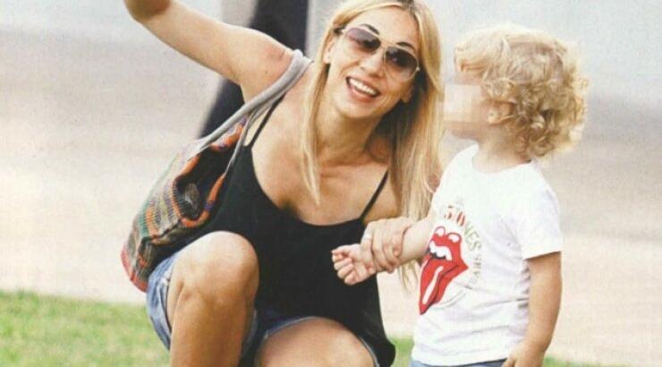 Λίνα Σακκά: Βόλτα με το γιο της