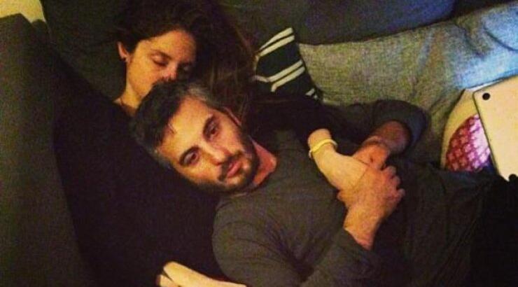 Καρβέλα - Πανουργιάς: Εξαντλημένοι από τις φροντίδες του μπέμπη