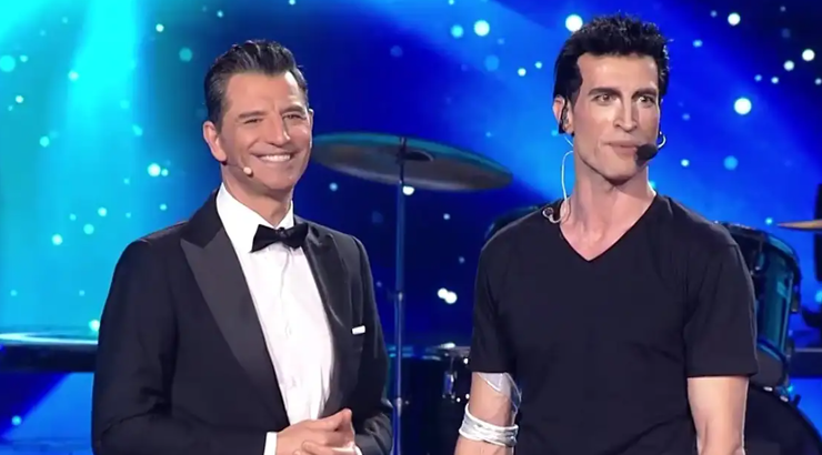 Σάκης Ρουβάς: Η αντίδραση του όταν ηθοποιός μεταμορφώθηκε σε εκείνον [βίντεο]