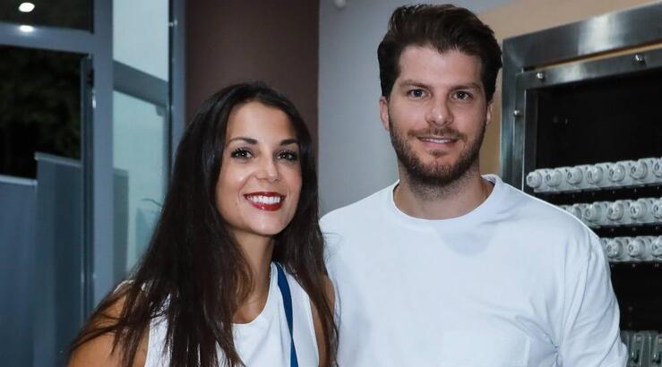 Λούκας Γιώρκας: «Αν υπάρχει άντρας που νομίζει ότι κάνει κουμάντο σπίτι του είναι βαθιά πλανεμένος» [βίντεο]